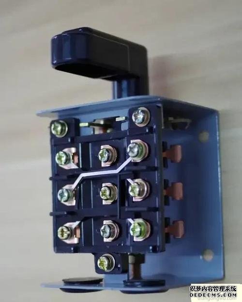 單相電機正反轉接線圖